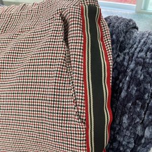 Straight leg houndstooth pants